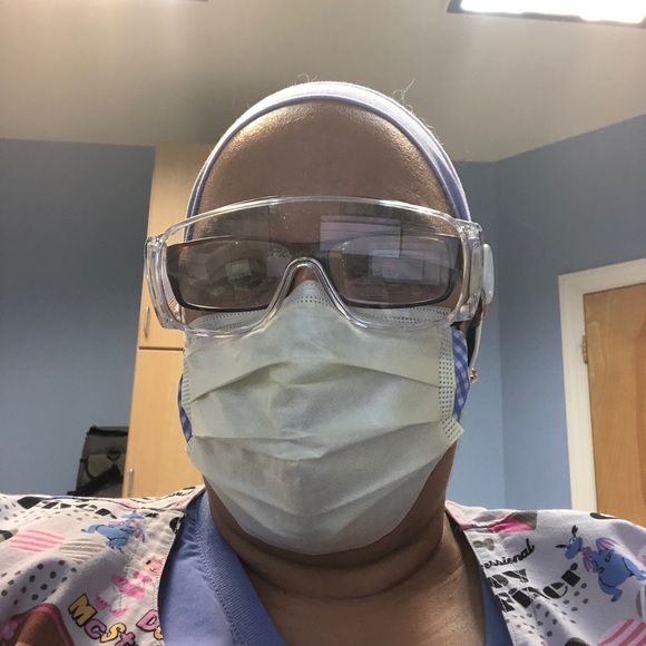 Meet your Posher - Picture 2 of 8